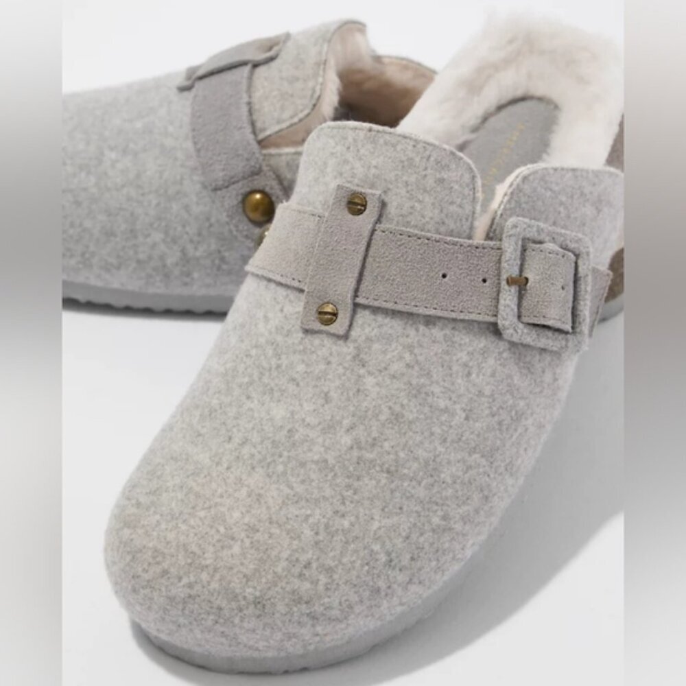 American Eagle Women's Felt Shearling Gray Clog Slip-on Shoes Size 10. - Picture 3 of 16